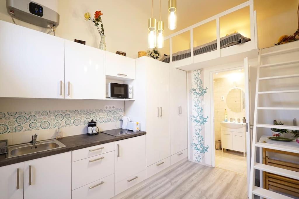 R69 Apartment Budapest Eksteriør bilde